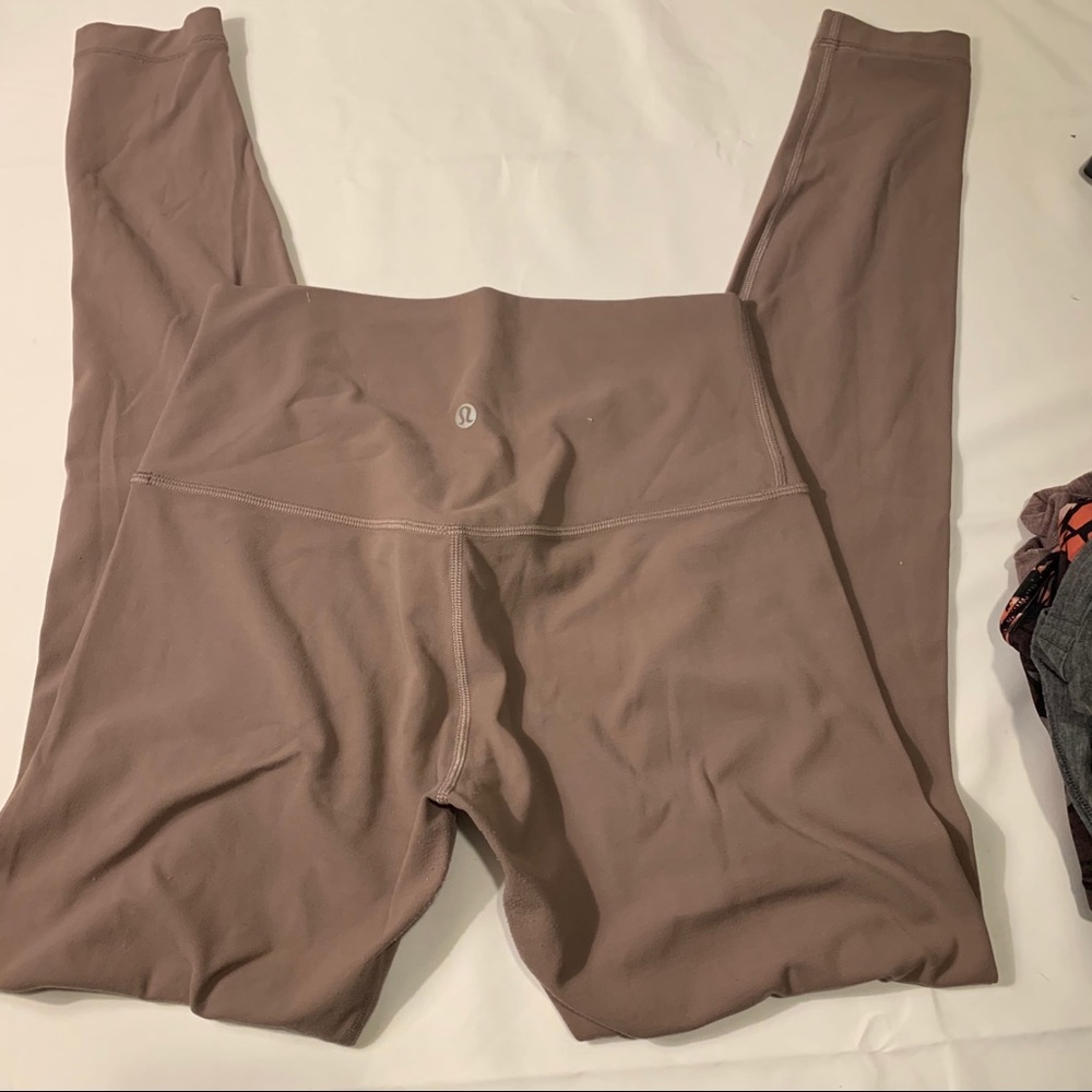 Lululemon mauve align leggings 25” 6